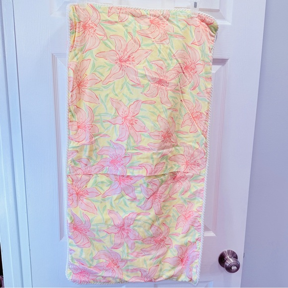 Lilly Pulitzer EUC Bundle of Two Floral Tiger Lily Pillow Shams - Picture 2 of 3